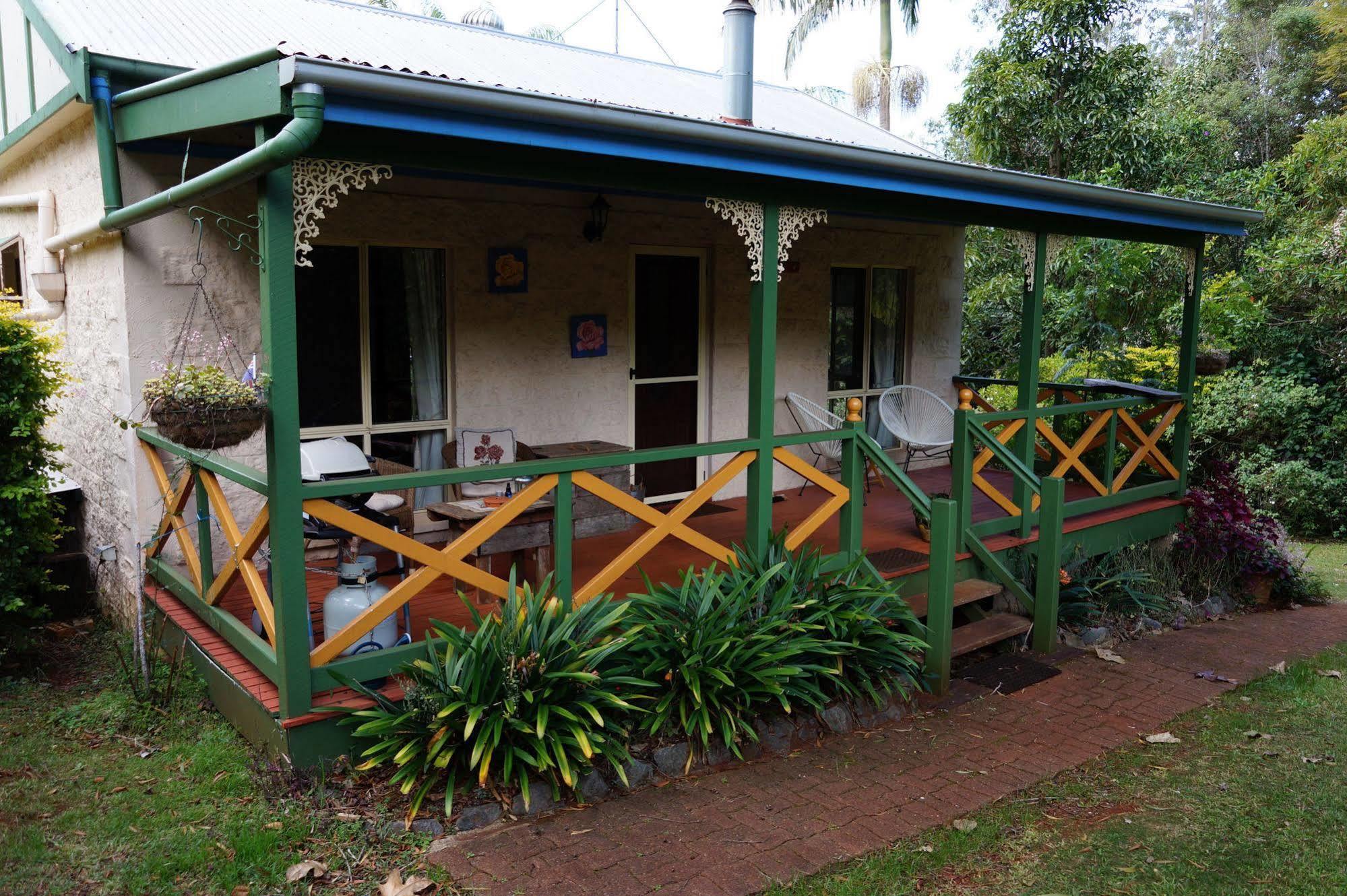 Kidd Street Cottages Mount Tamborine Exterior photo