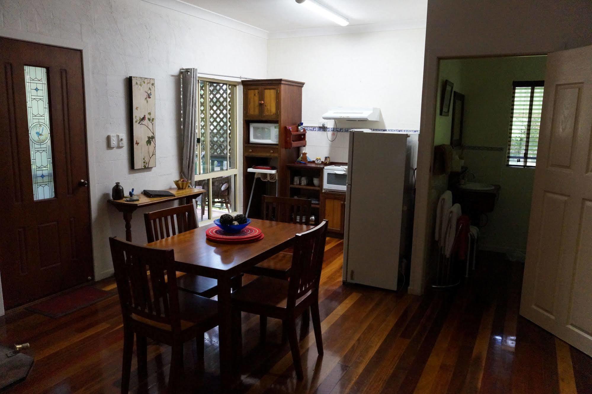 Kidd Street Cottages Mount Tamborine Exterior photo